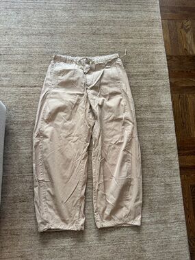 GAP Women’s Light Khaki Barrel Leg Elastic Waist Pants
